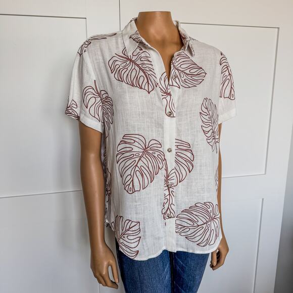 NWT-Miami of Francesca’s, Gena Palm Print Button Down Top, Women’s Size Medium - Picture 9 of 10